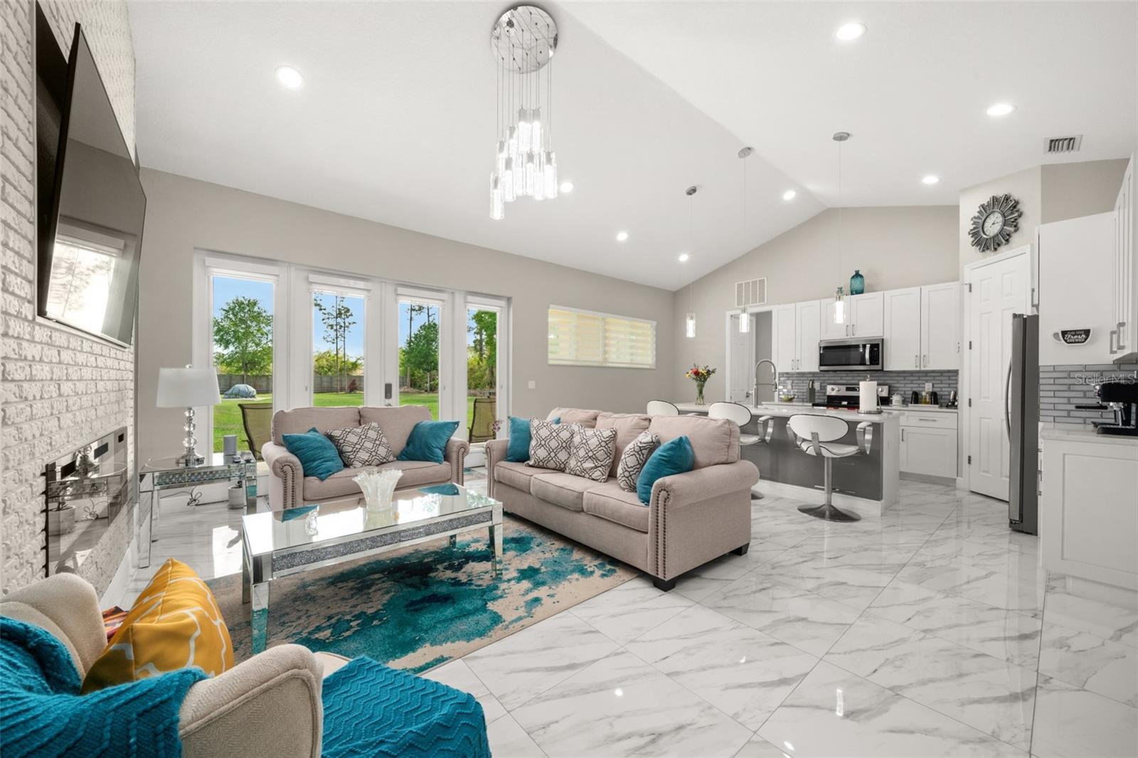 2009 FLOWER TER, SEBRING, FL, 33875