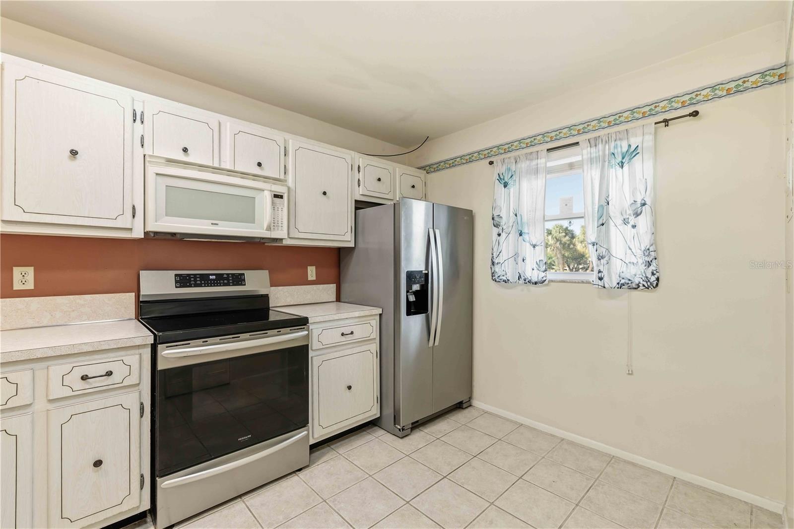 3680 IRONWOOD CIR #202L, BRADENTON, FL, 34209