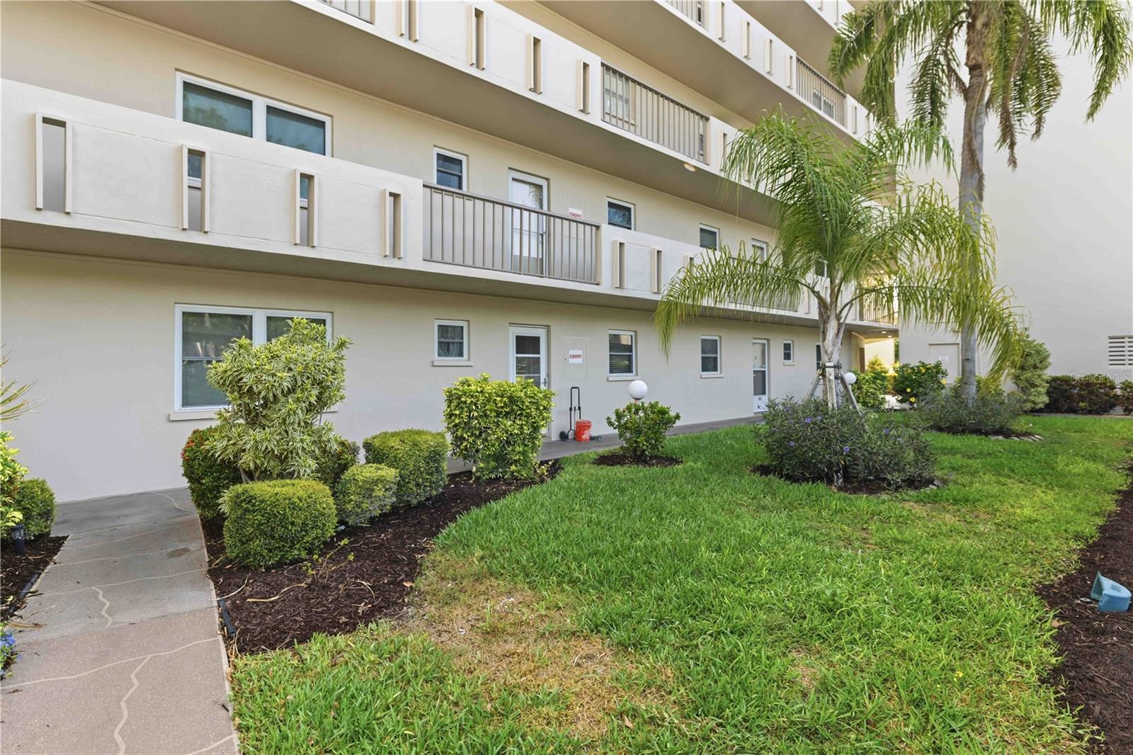 3680 IRONWOOD CIR #202L, BRADENTON, FL, 34209