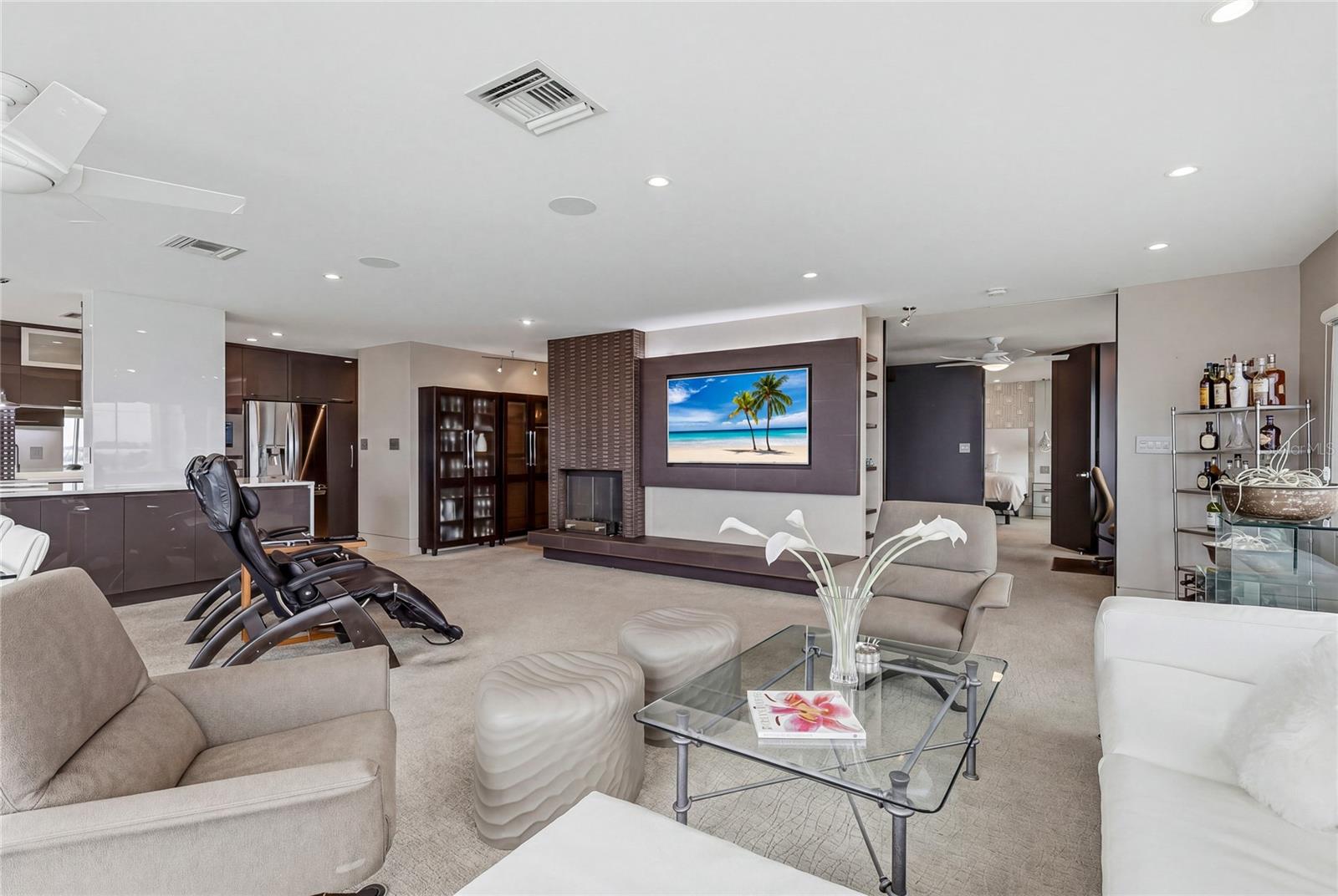 350 GOLDEN GATE PT #51, SARASOTA, FL, 34236