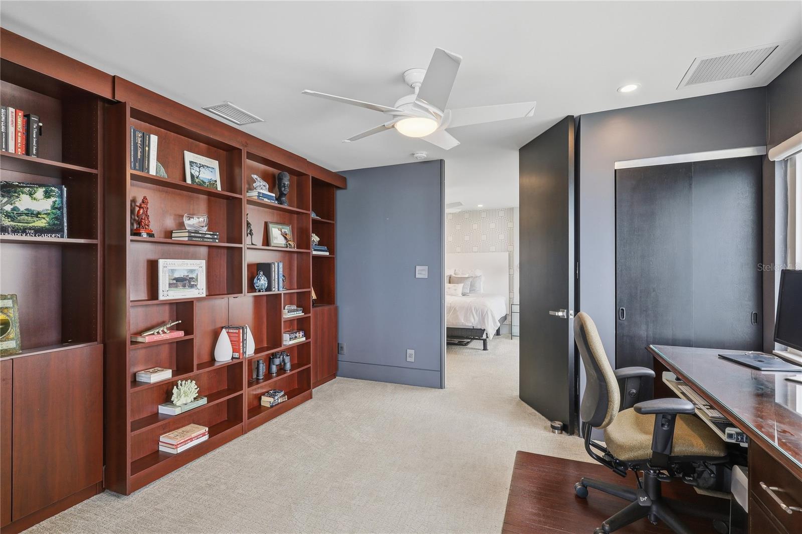 350 GOLDEN GATE PT #51, SARASOTA, FL, 34236