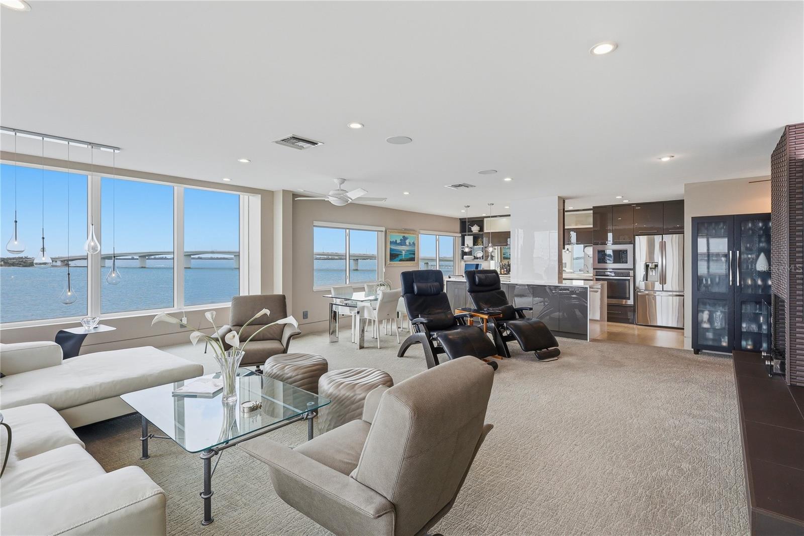 350 GOLDEN GATE PT #51, SARASOTA, FL, 34236