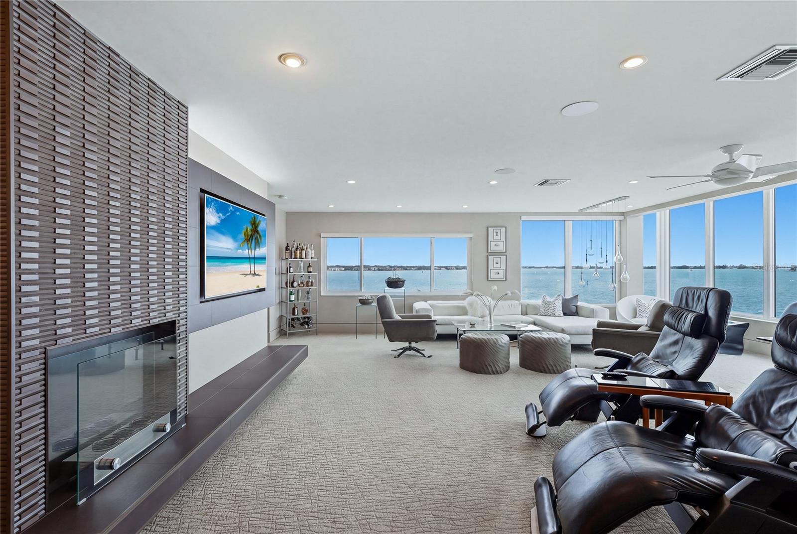 350 GOLDEN GATE PT #51, SARASOTA, FL, 34236