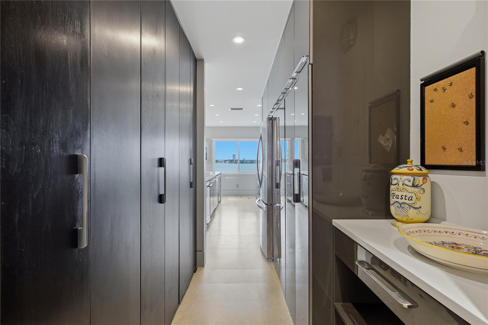 350 GOLDEN GATE PT #51, SARASOTA, FL, 34236