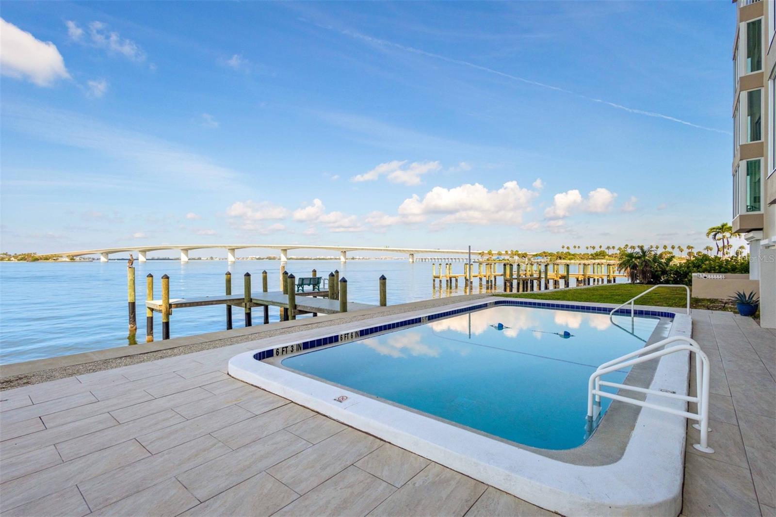 350 GOLDEN GATE PT #51, SARASOTA, FL, 34236