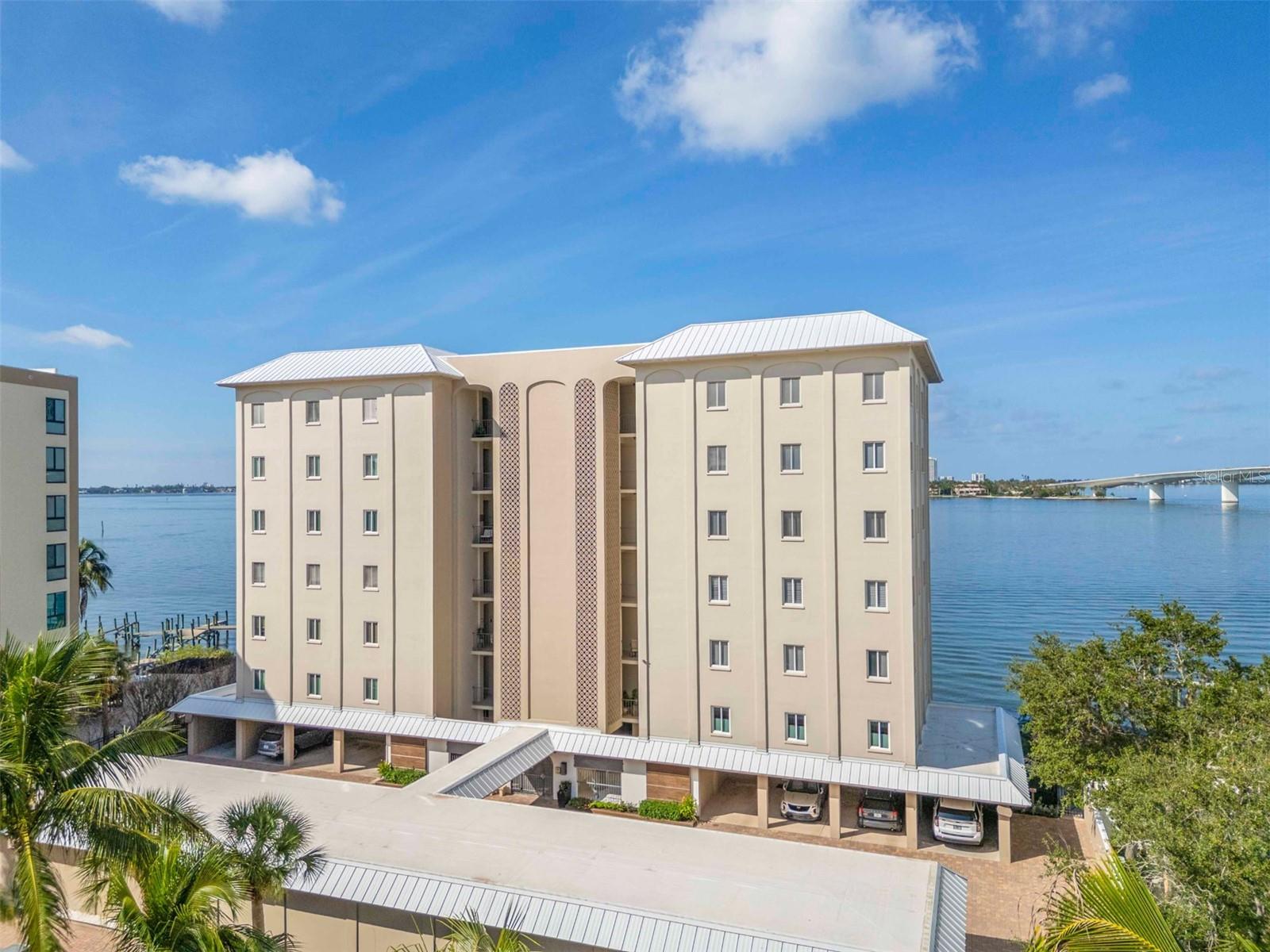350 GOLDEN GATE PT #51, SARASOTA, FL, 34236