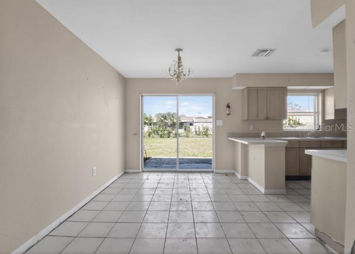 462 RIDGEWOOD ST NW, PORT CHARLOTTE, FL, 33952