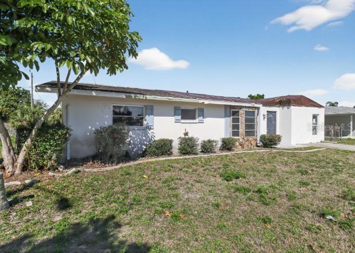 462 RIDGEWOOD ST NW, PORT CHARLOTTE, FL, 33952