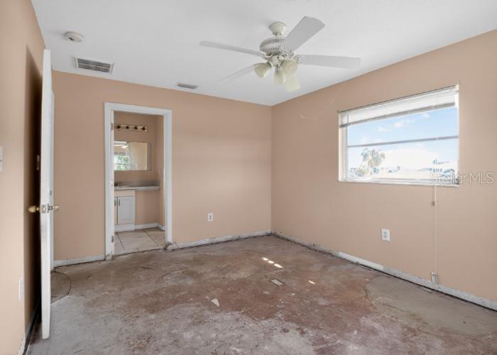 462 RIDGEWOOD ST NW, PORT CHARLOTTE, FL, 33952