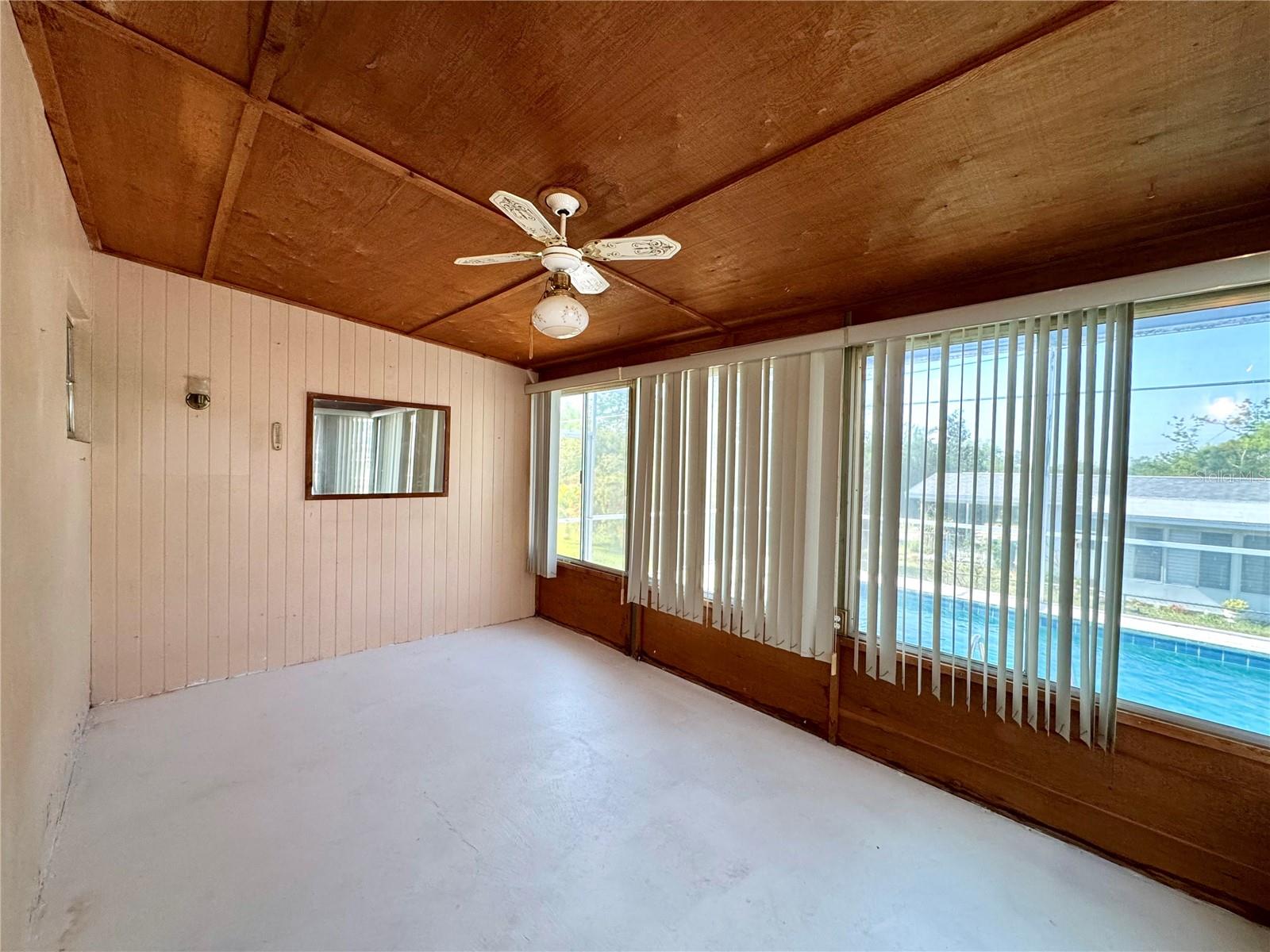 1074 GERONA AVE, DELTONA, FL, 32725