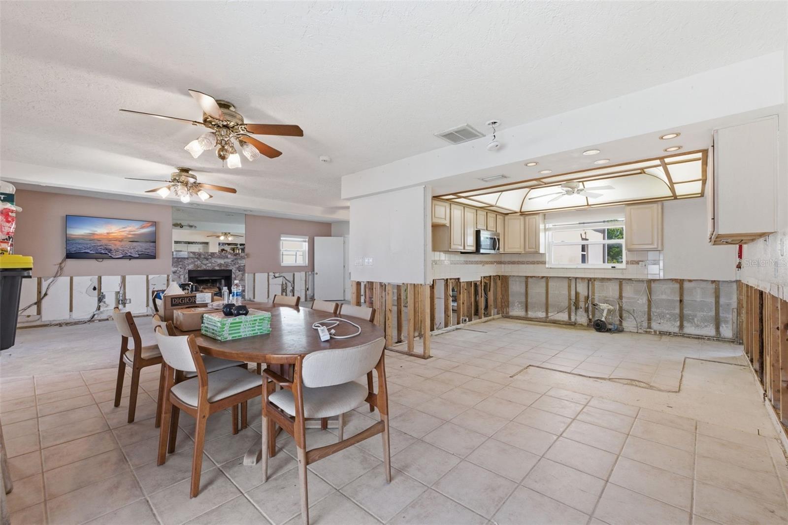 3876 SHORE ACRES BLVD NE, ST PETERSBURG, FL, 33703