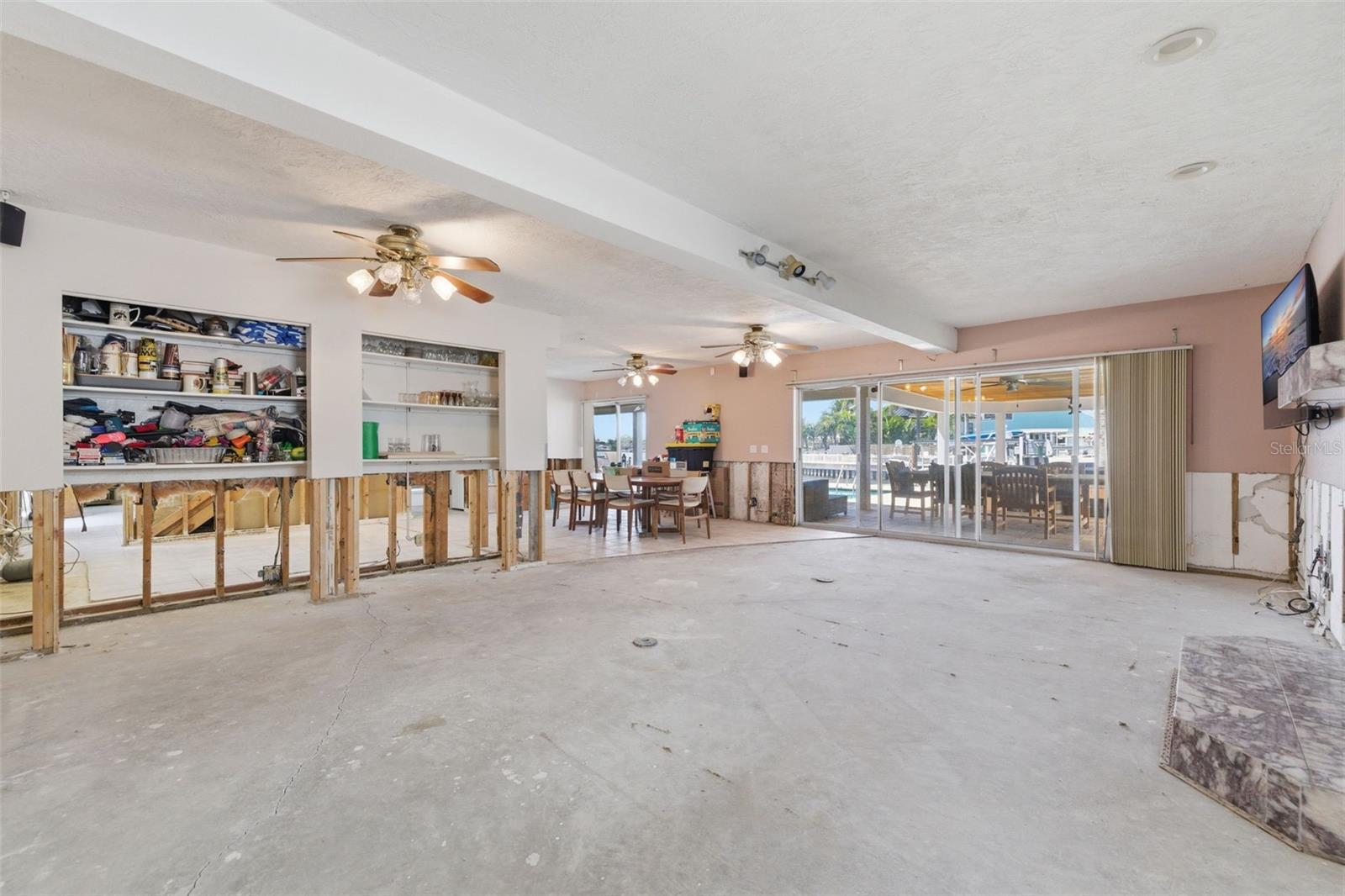 3876 SHORE ACRES BLVD NE, ST PETERSBURG, FL, 33703