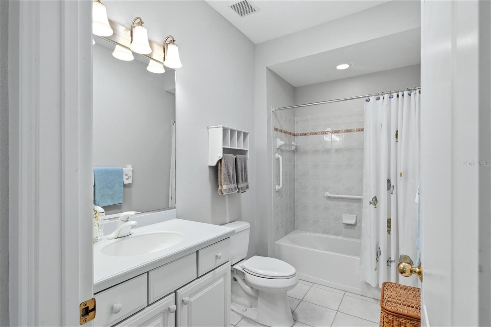 6922 WOODMORE TER, LAKEWOOD RANCH, FL, 34202