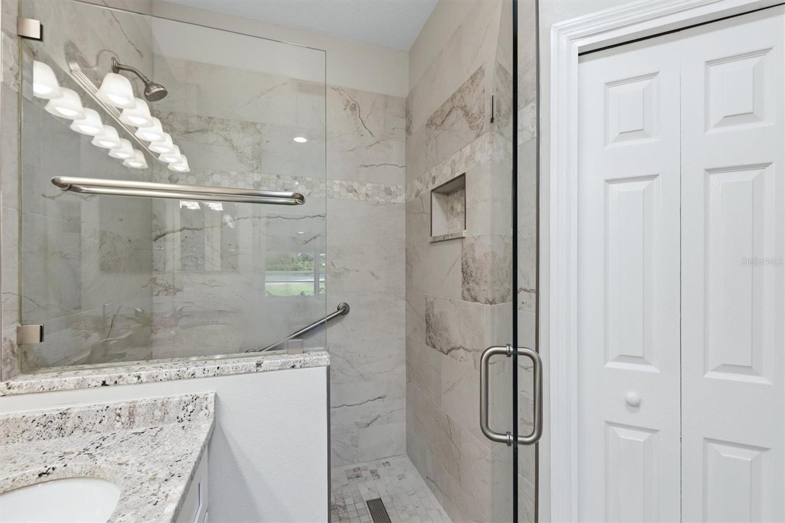 6922 WOODMORE TER, LAKEWOOD RANCH, FL, 34202