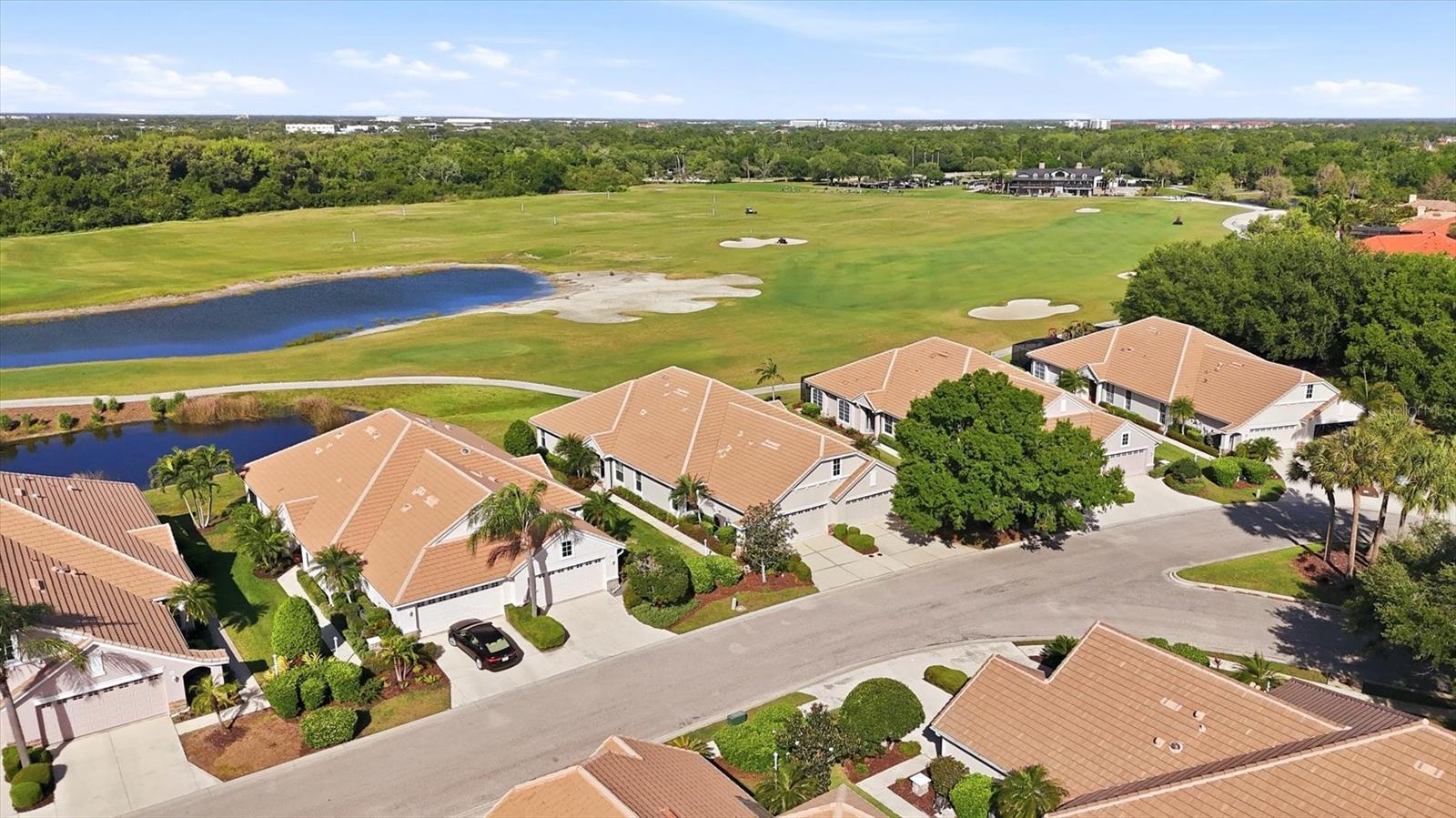 6922 WOODMORE TER, LAKEWOOD RANCH, FL, 34202