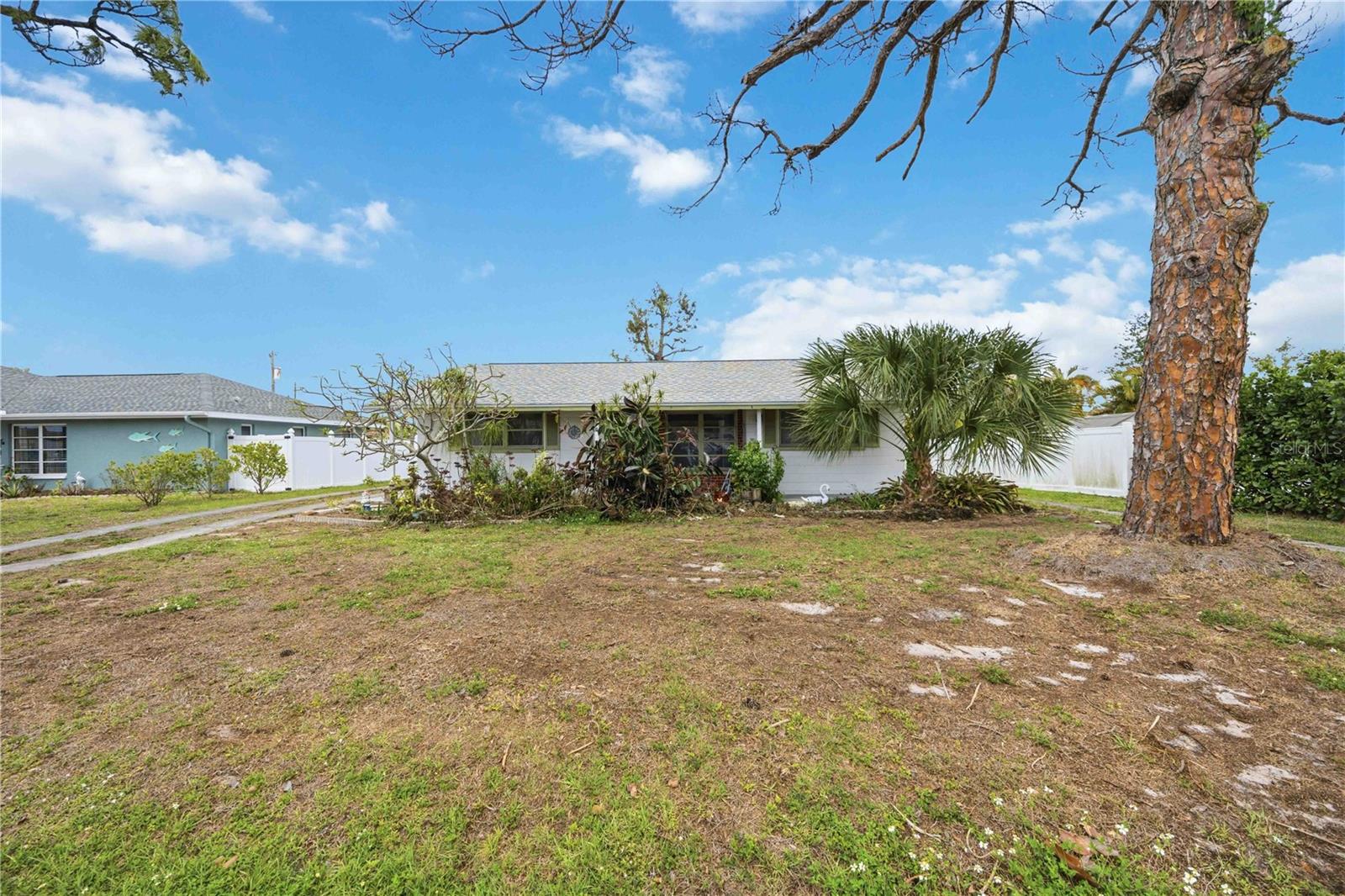 309 BASE AVE E, VENICE, FL, 34285