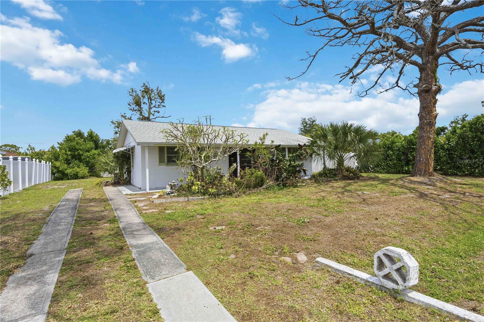 309 BASE AVE E, VENICE, FL, 34285
