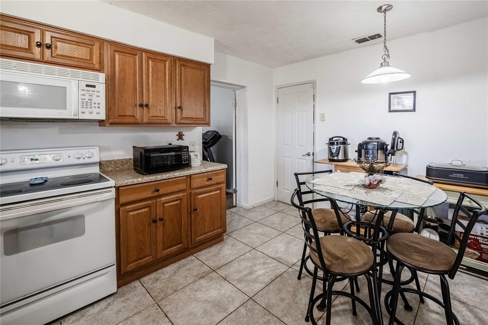 3011 FLETCHER AVE, LAKELAND, FL, 33803