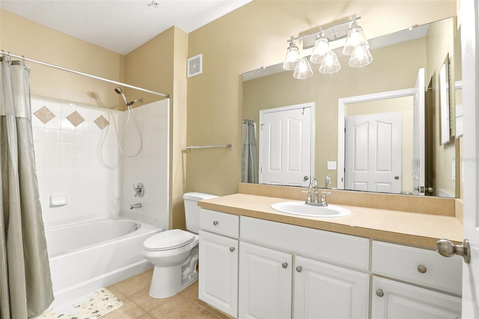 6010 NEWPORT LN #103, ORLANDO, FL, 32821