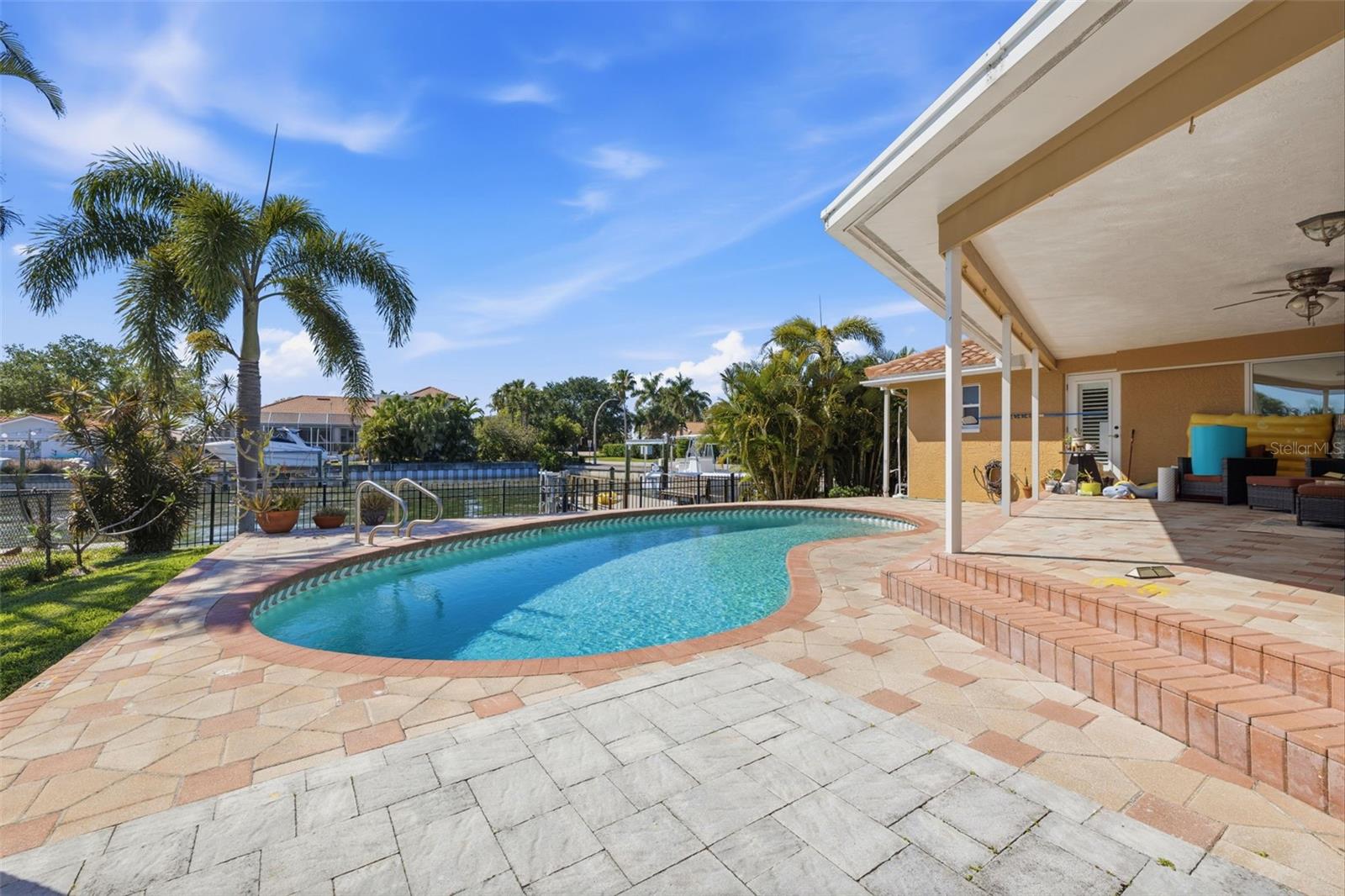 1997 HAWAII AVE NE, ST PETERSBURG, FL, 33703