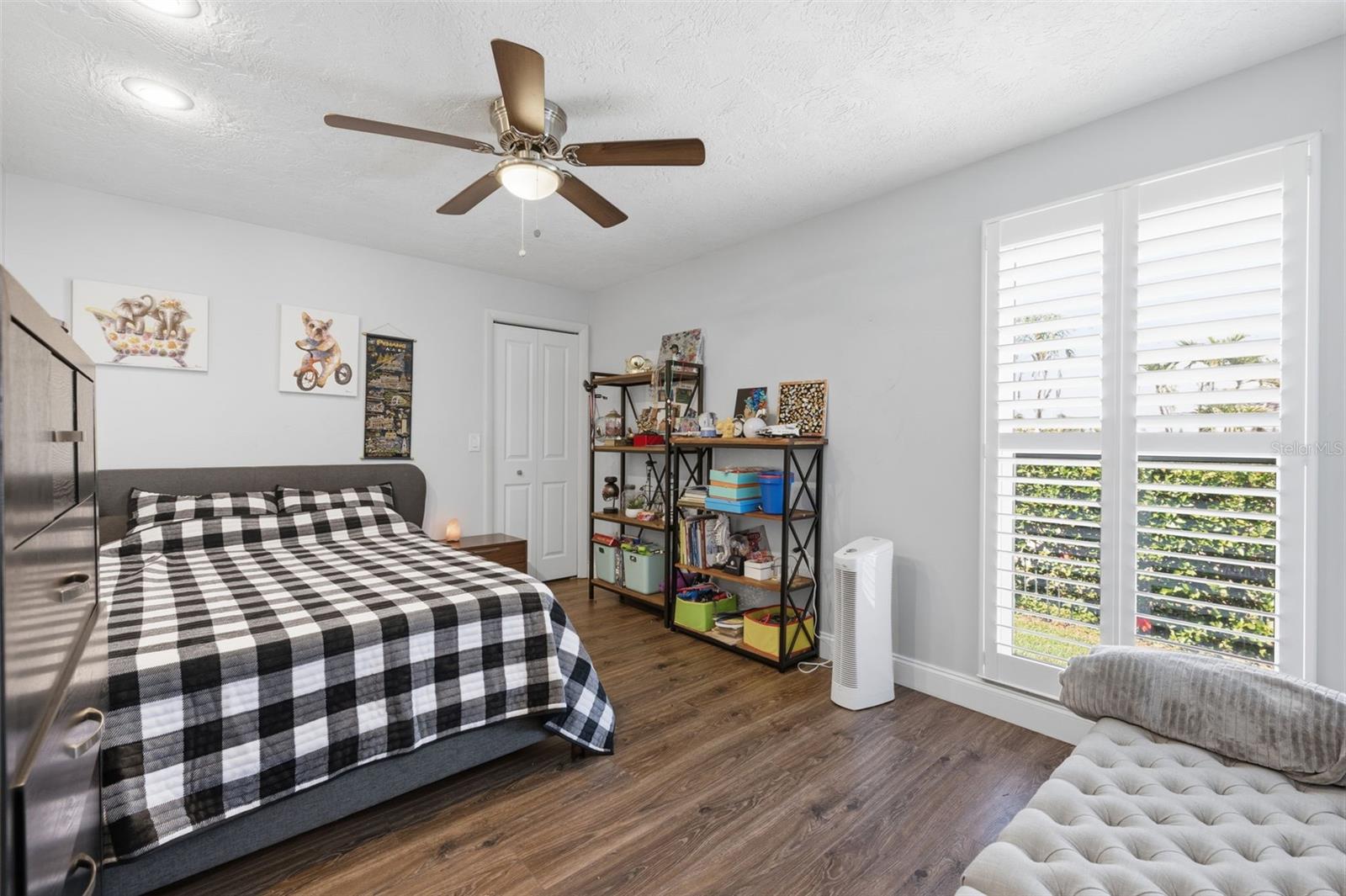 1997 HAWAII AVE NE, ST PETERSBURG, FL, 33703