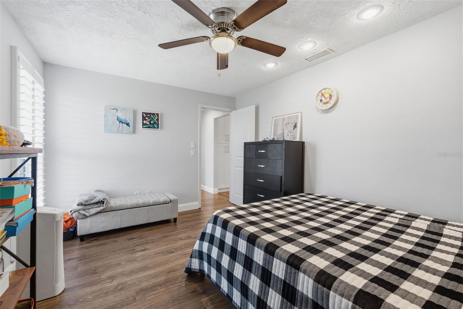 1997 HAWAII AVE NE, ST PETERSBURG, FL, 33703