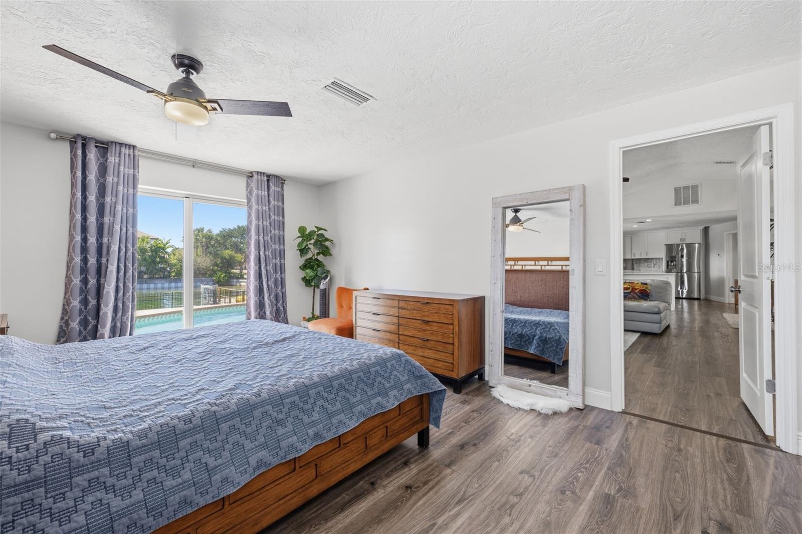 1997 HAWAII AVE NE, ST PETERSBURG, FL, 33703