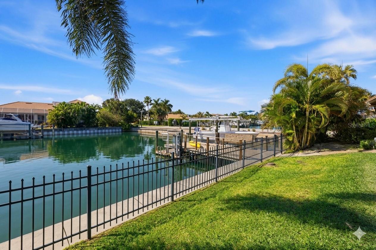 1997 HAWAII AVE NE, ST PETERSBURG, FL, 33703