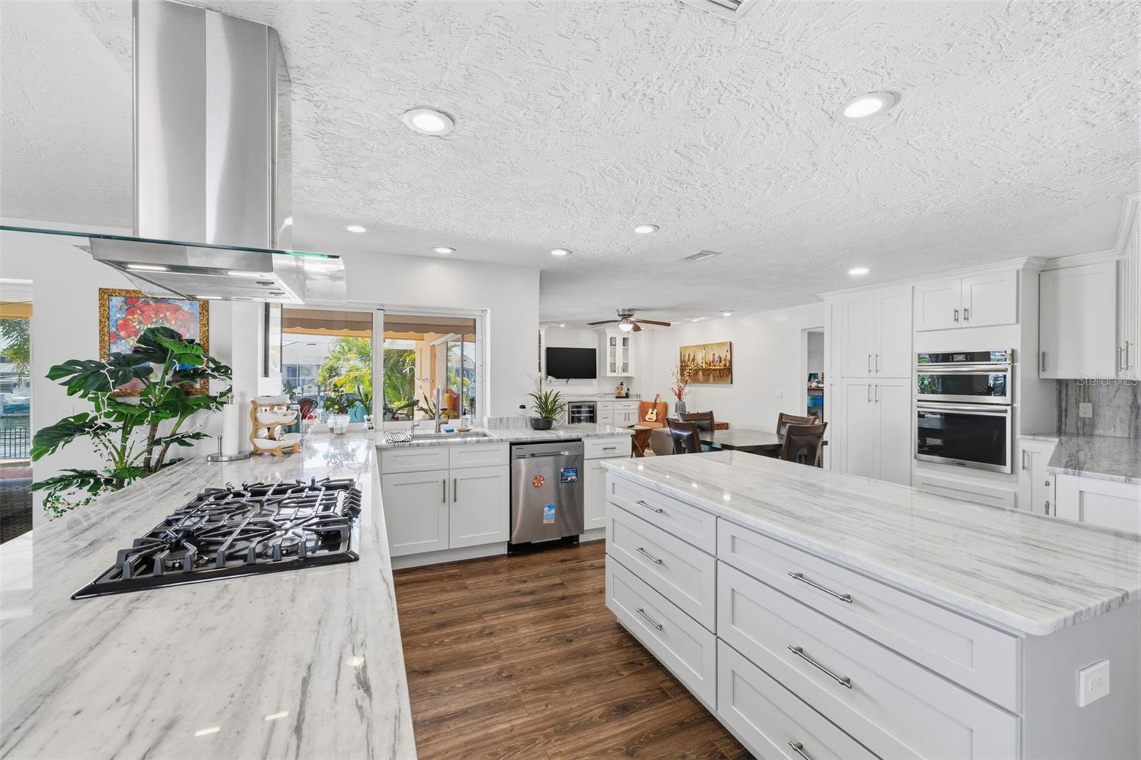 1997 HAWAII AVE NE, ST PETERSBURG, FL, 33703