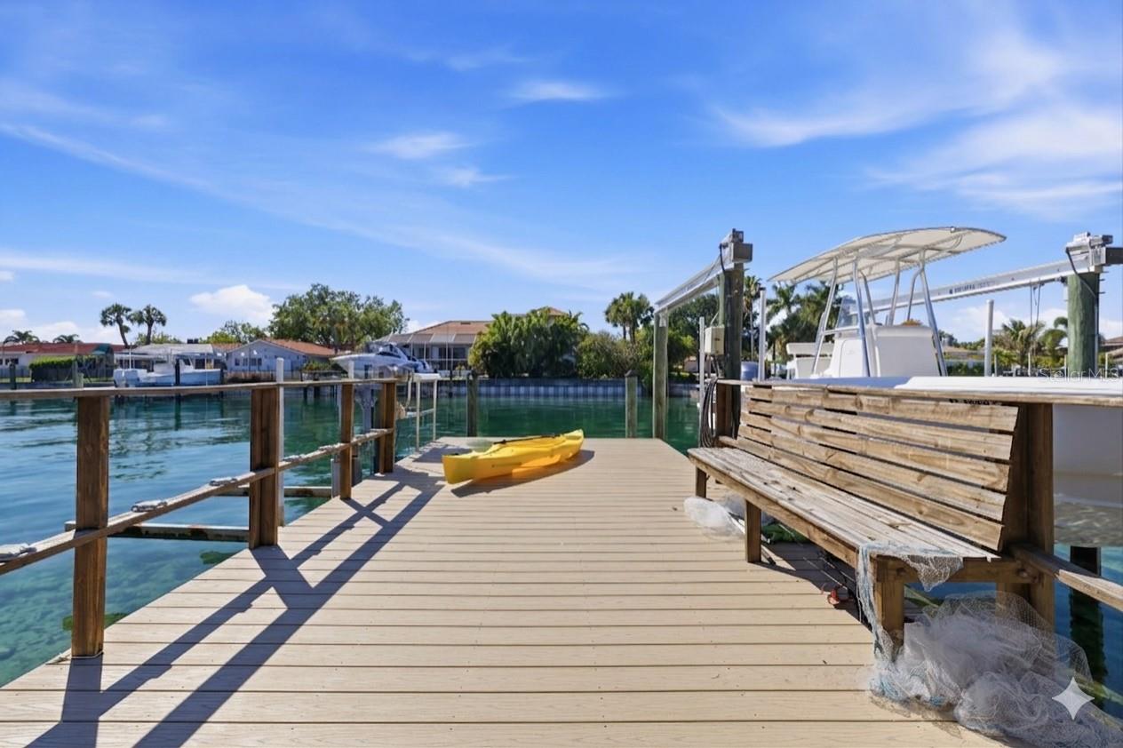 1997 HAWAII AVE NE, ST PETERSBURG, FL, 33703