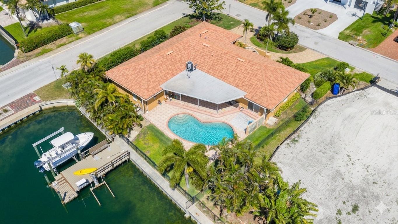 1997 HAWAII AVE NE, ST PETERSBURG, FL, 33703