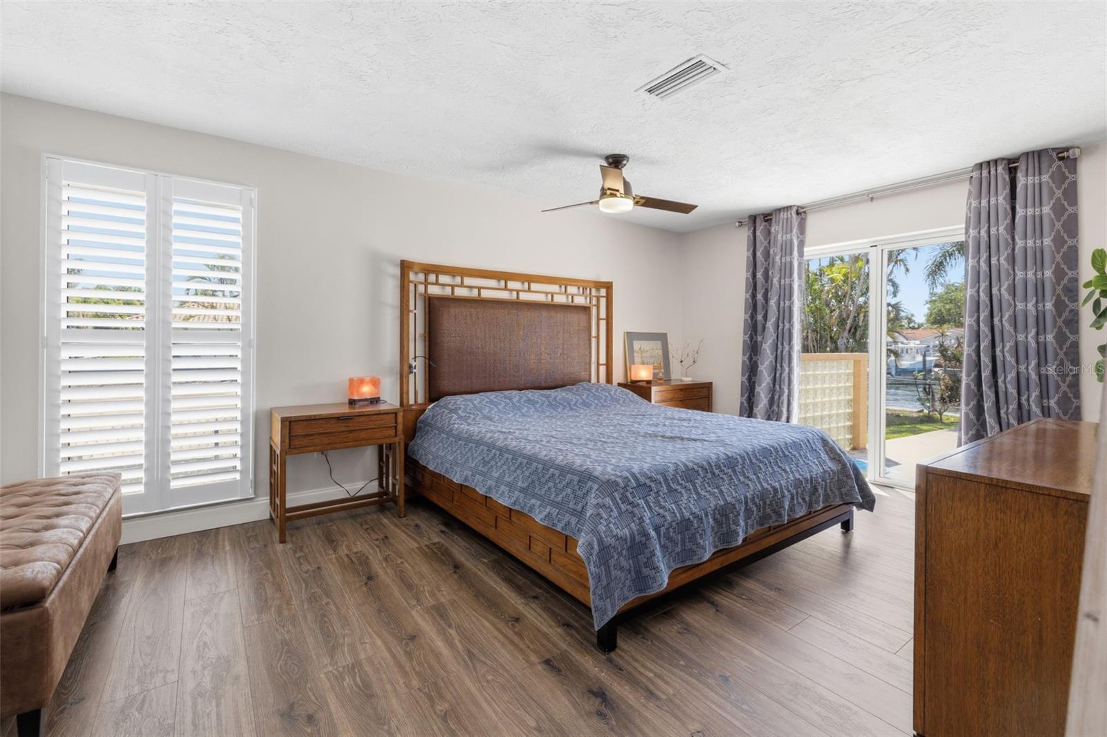 1997 HAWAII AVE NE, ST PETERSBURG, FL, 33703