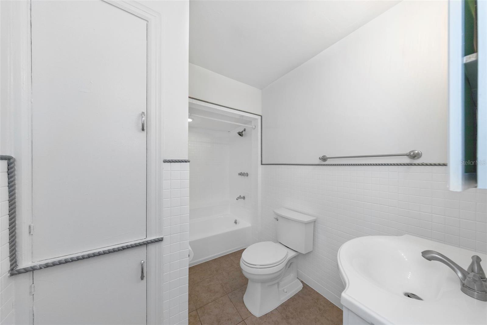 2545 32ND AVE N, ST PETERSBURG, FL, 33713