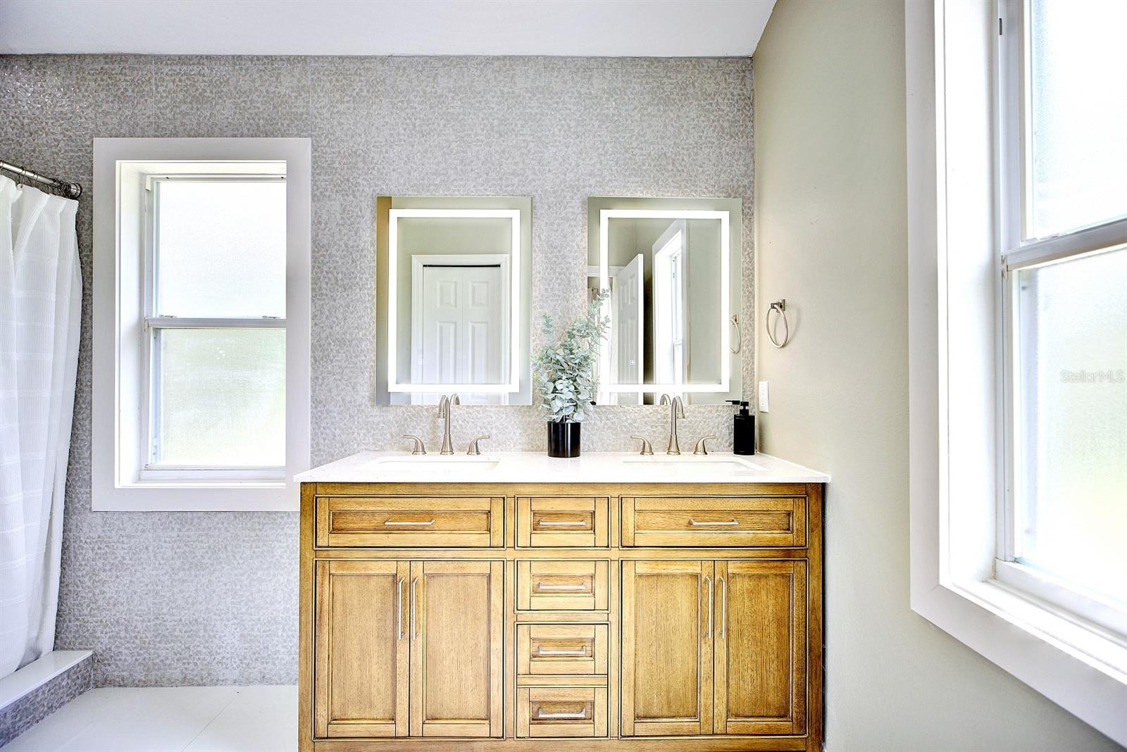 1011 TEQUESTA TRL, LAKE WALES, FL, 33898