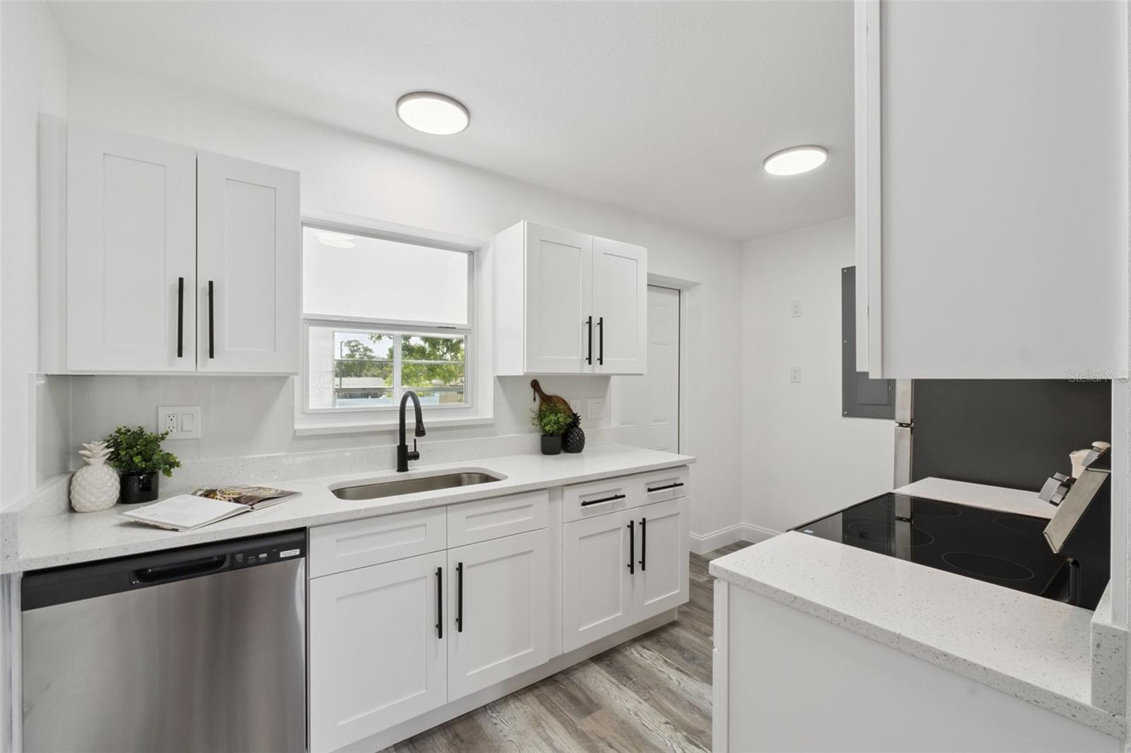 1157 HAMPSHIRE AVE, DELTONA, FL, 32725