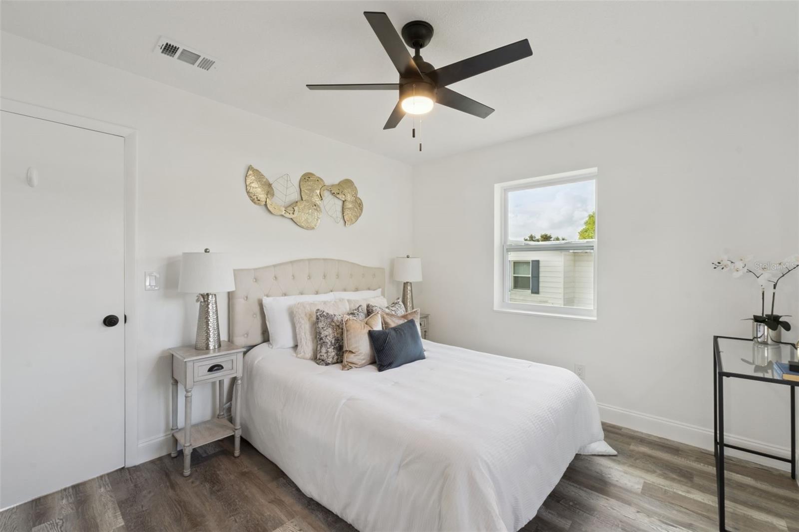 1157 HAMPSHIRE AVE, DELTONA, FL, 32725