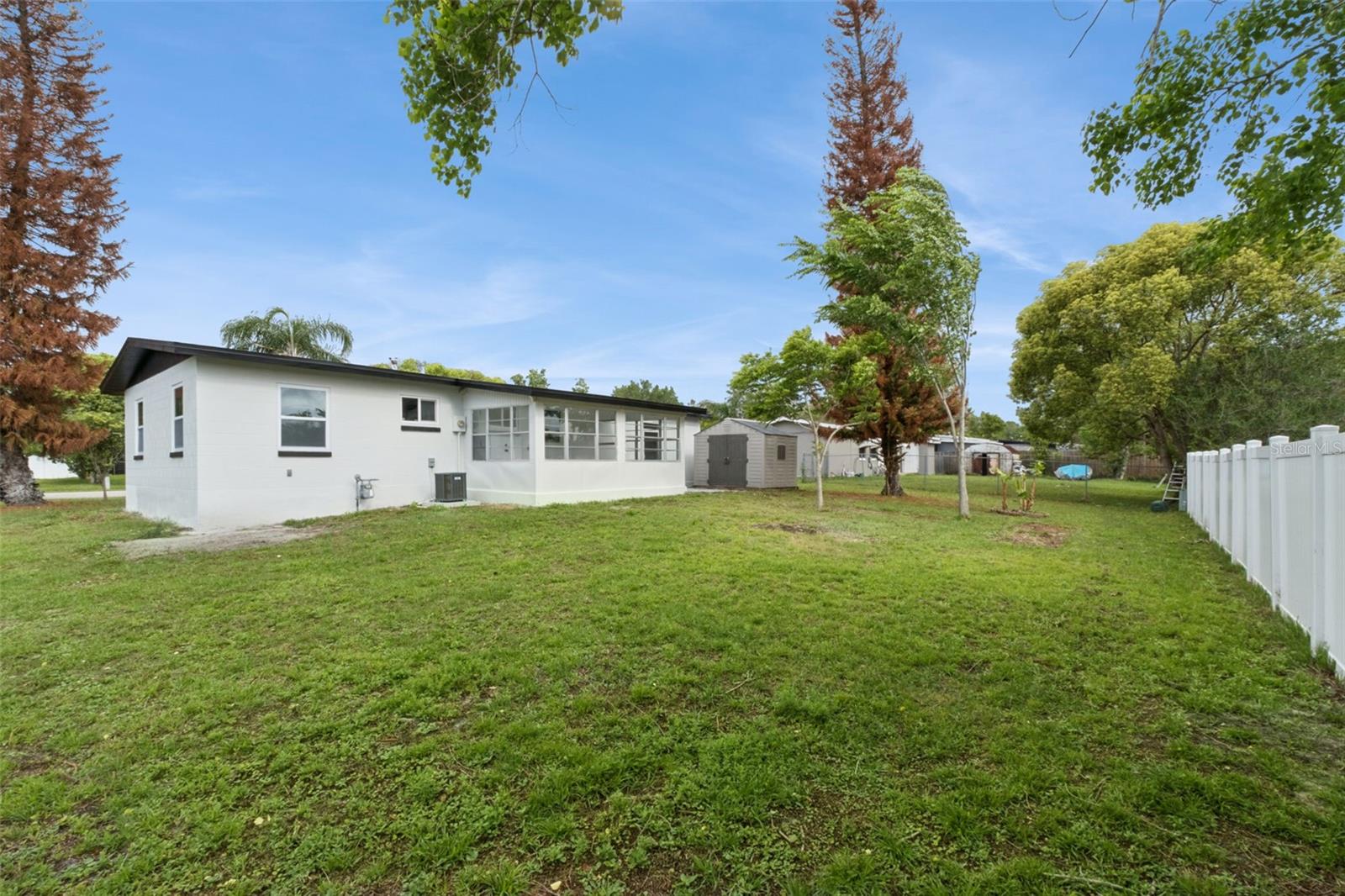 1157 HAMPSHIRE AVE, DELTONA, FL, 32725