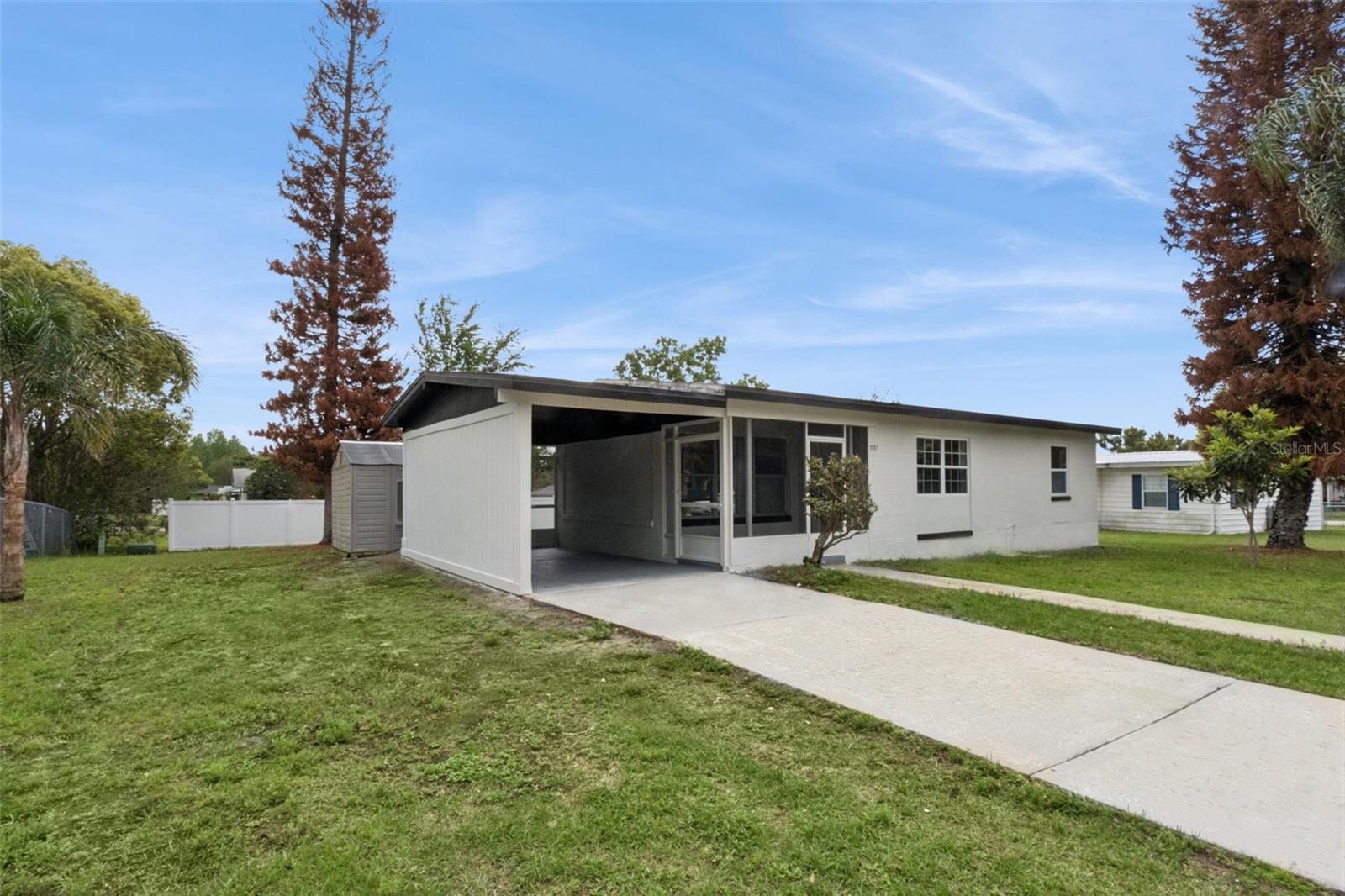 1157 HAMPSHIRE AVE, DELTONA, FL, 32725
