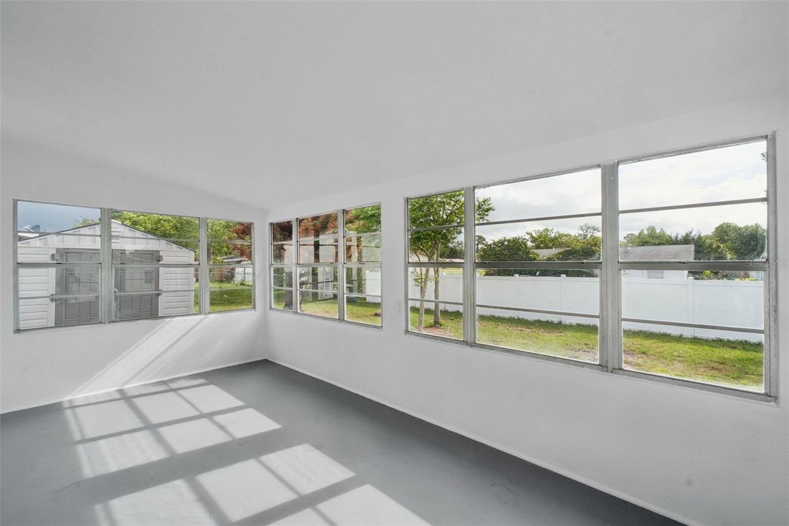 1157 HAMPSHIRE AVE, DELTONA, FL, 32725