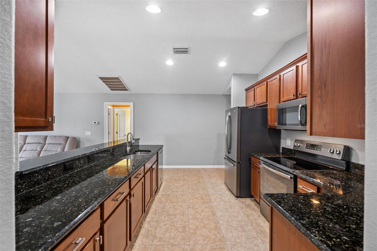 4268 LEESBURG AVE, NORTH PORT, FL, 34288