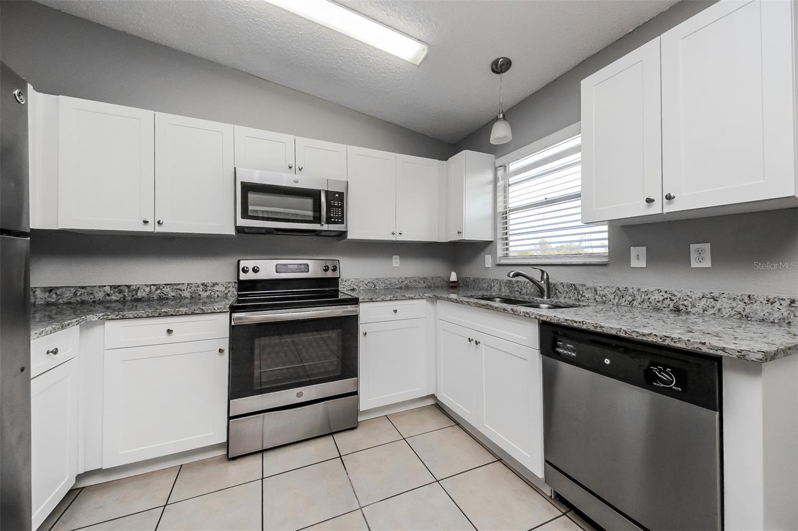 211 COBALT DR, KISSIMMEE, FL, 34758