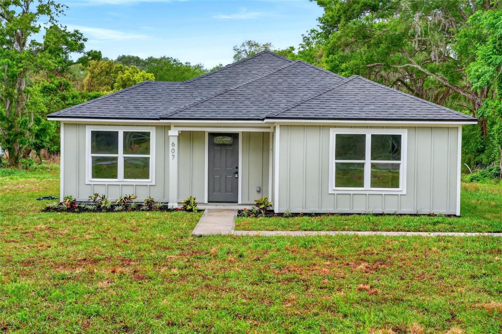 607 THOMAS AVE, LEESBURG, FL, 34748