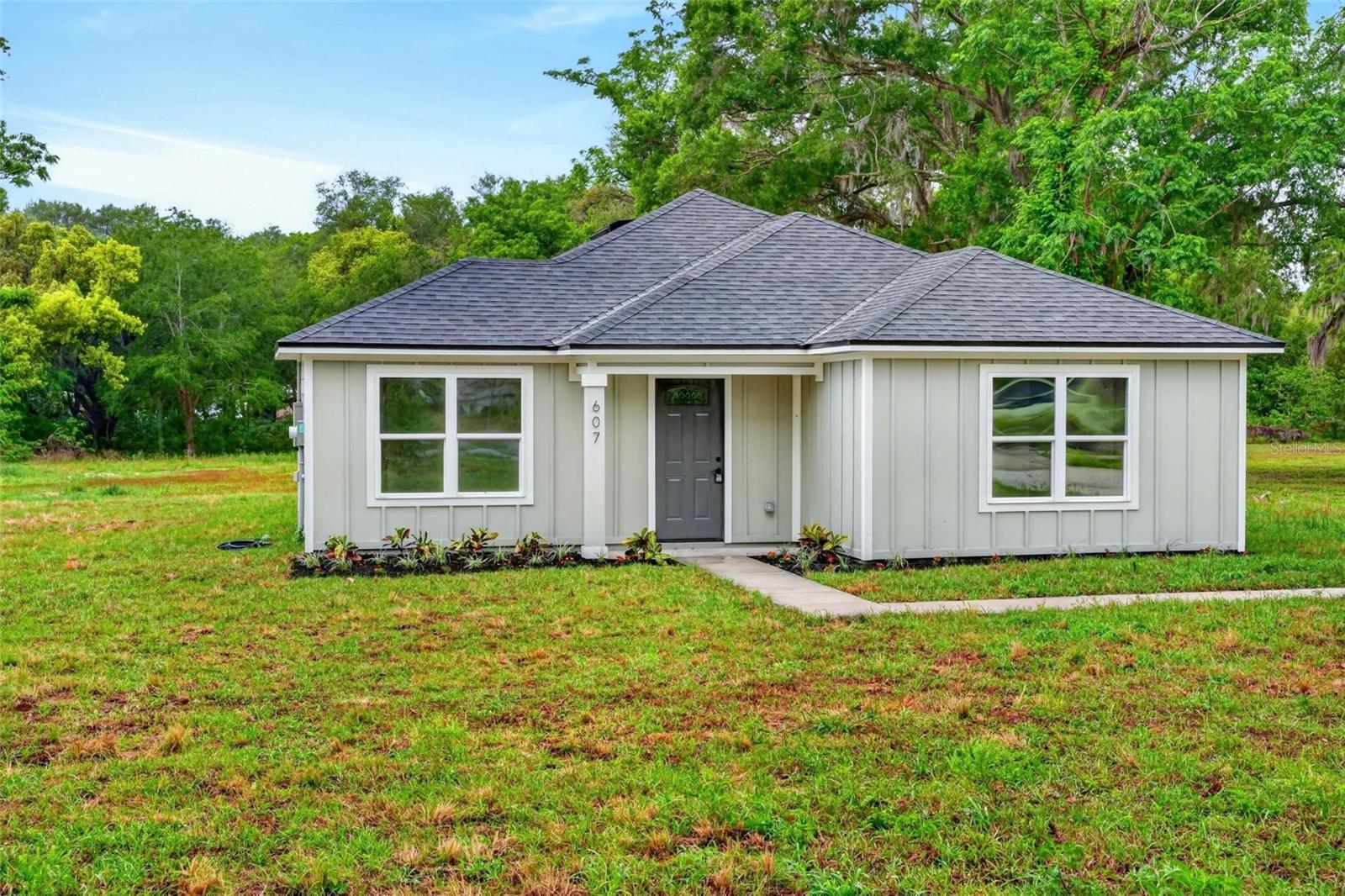 607 THOMAS AVE, LEESBURG, FL, 34748