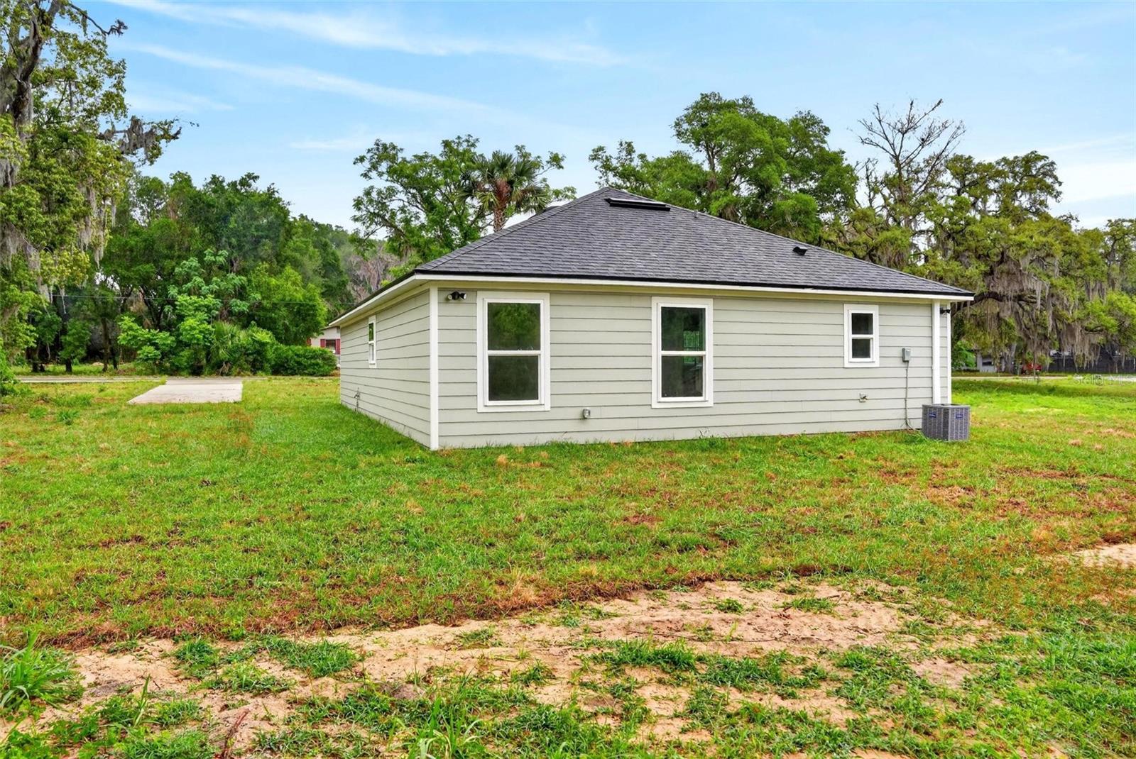 607 THOMAS AVE, LEESBURG, FL, 34748