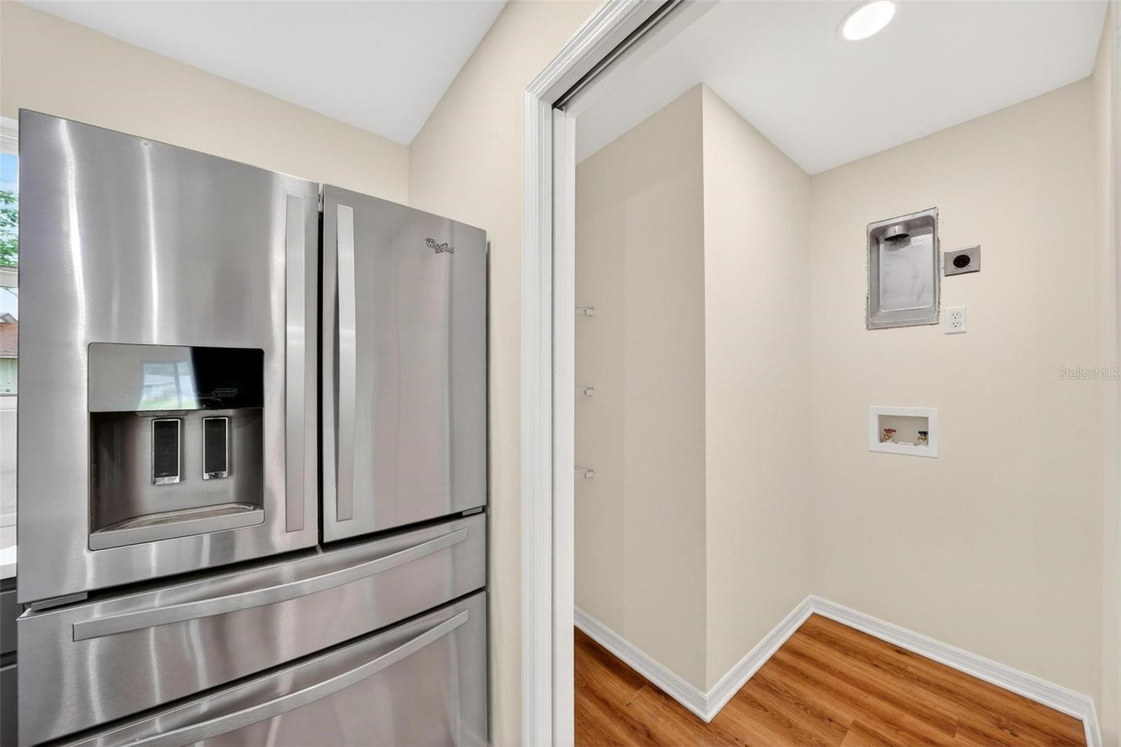 607 THOMAS AVE, LEESBURG, FL, 34748