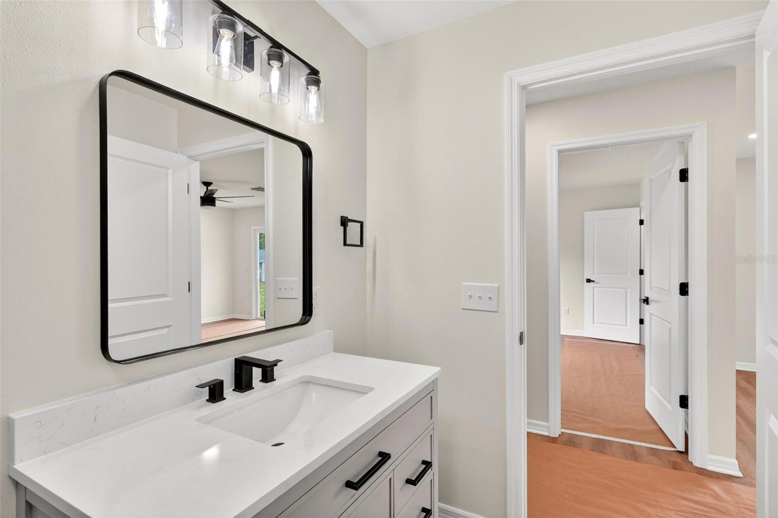 607 THOMAS AVE, LEESBURG, FL, 34748