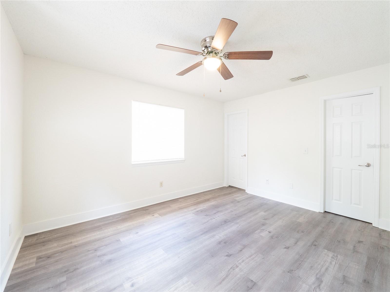 23548 FRANKLIN AVE, SORRENTO, FL, 32776