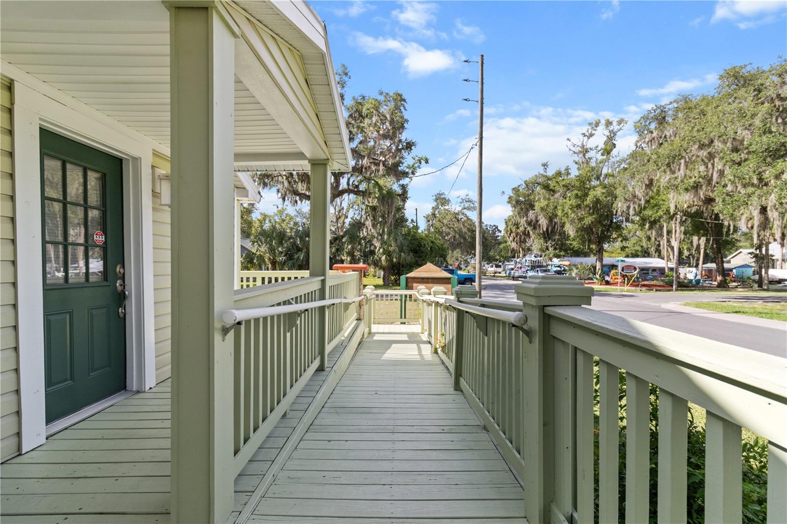 107 NE 4TH ST, CRYSTAL RIVER, FL, 34429