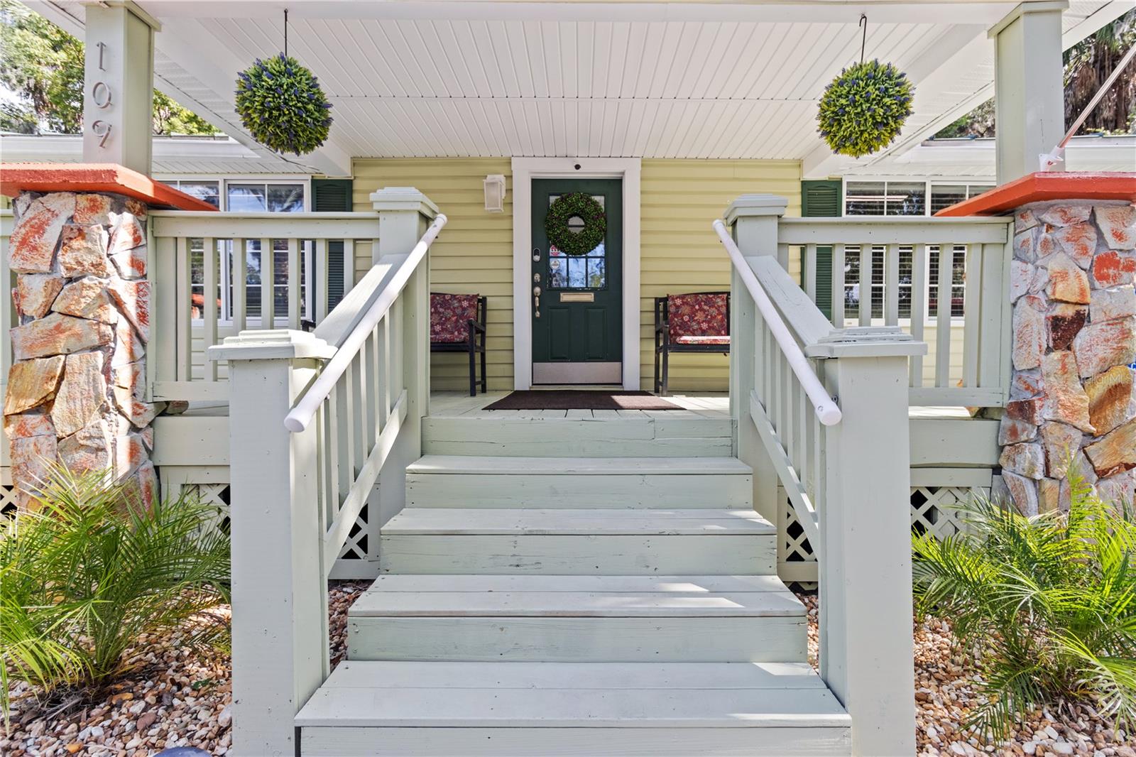 107 NE 4TH ST, CRYSTAL RIVER, FL, 34429