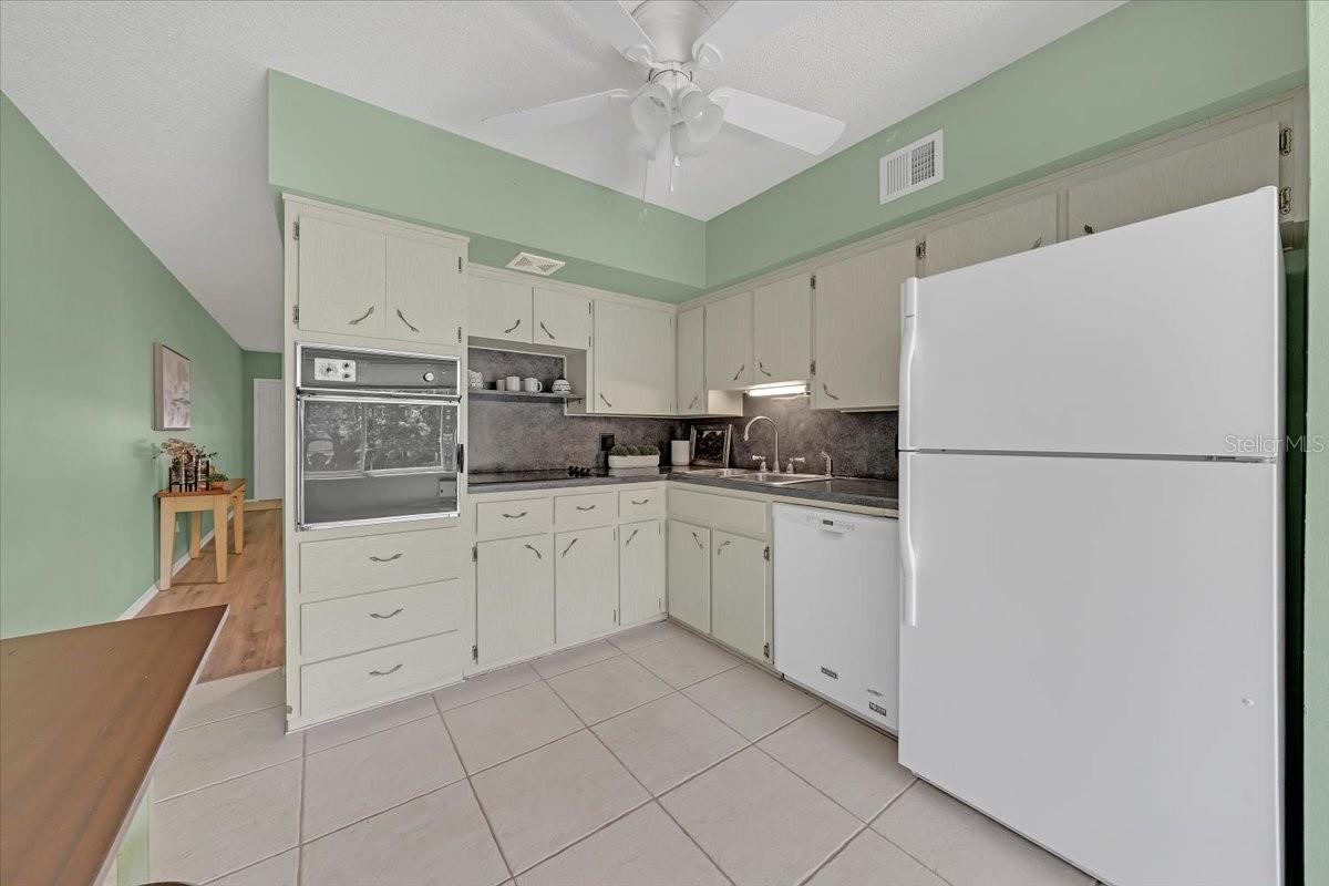 2401 FRANCISCAN DR #39, CLEARWATER, FL, 33763